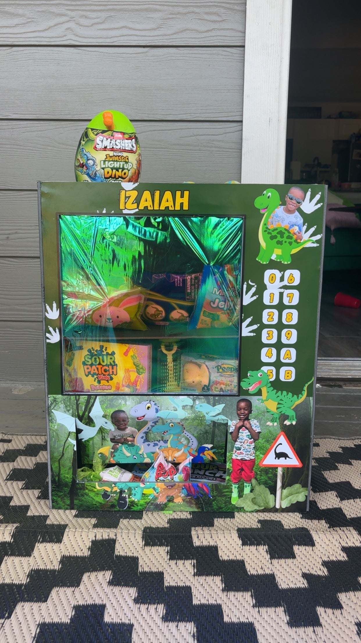 Custom Vending Machine