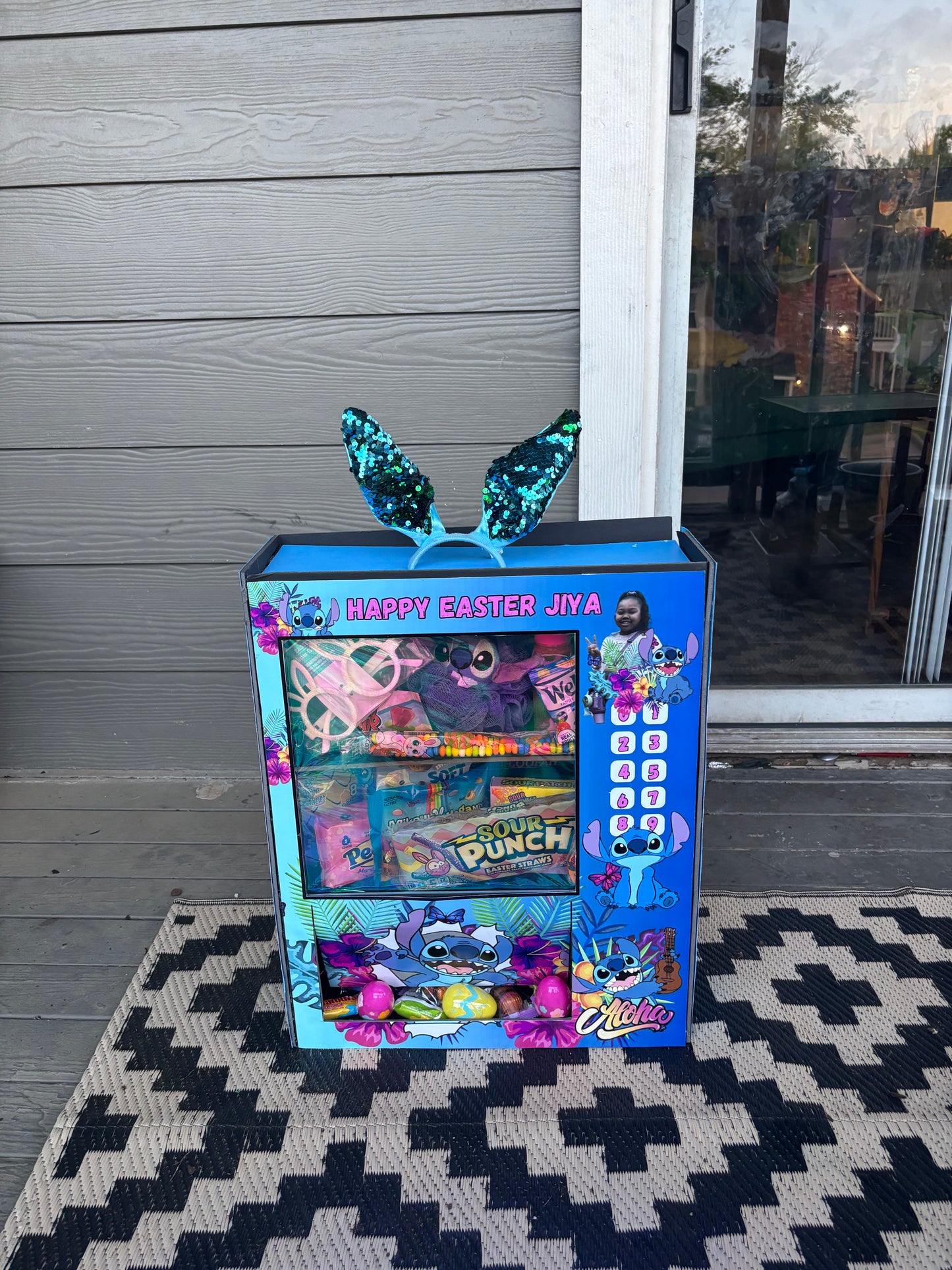 Custom Vending Machine