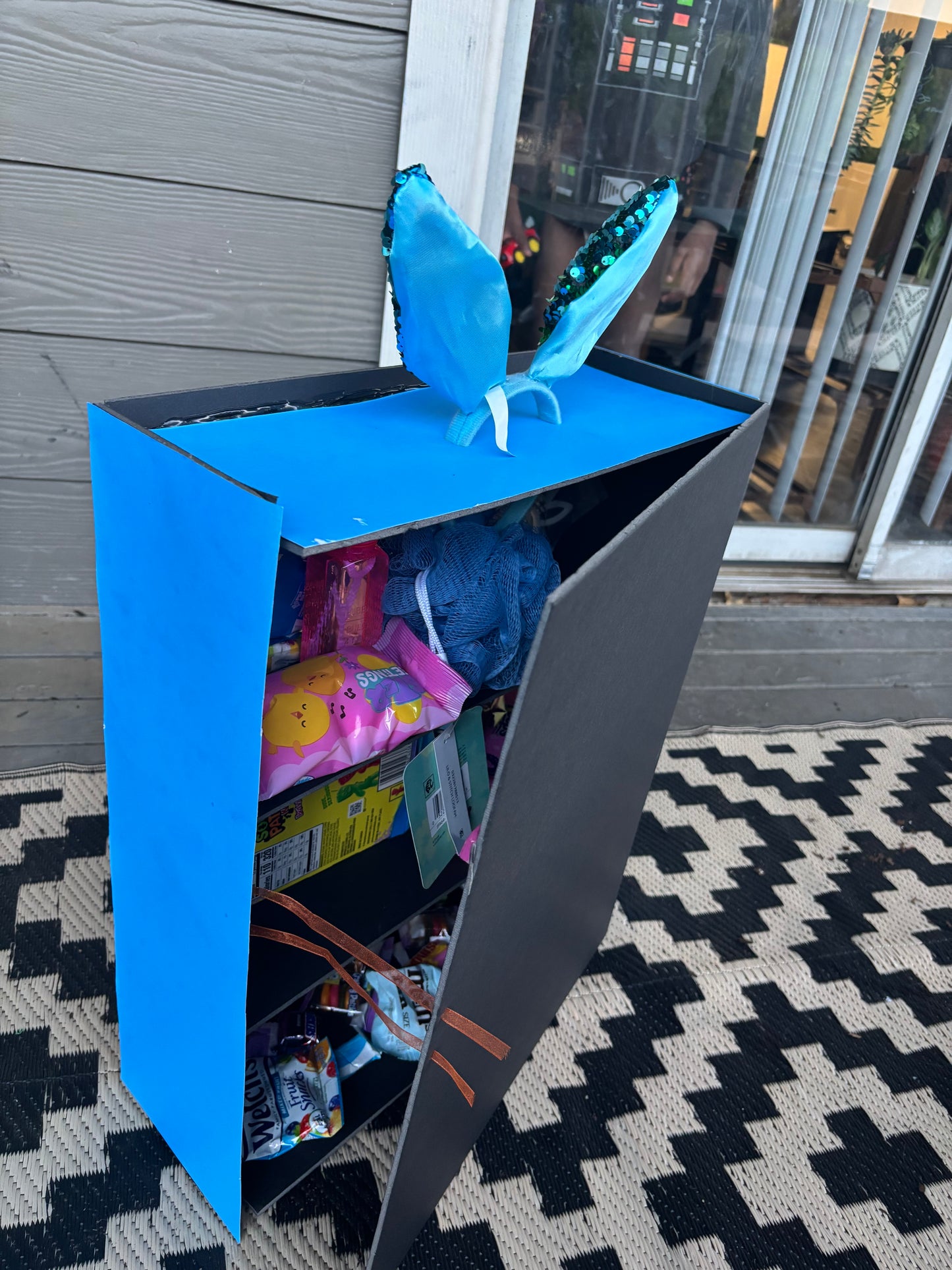 Custom Vending Machine