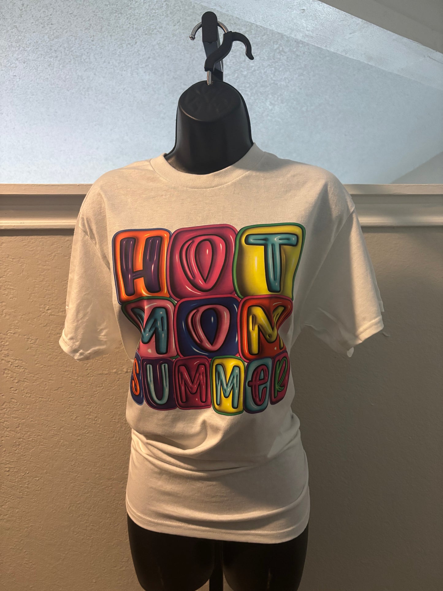 Hot Mom Summer Shirt